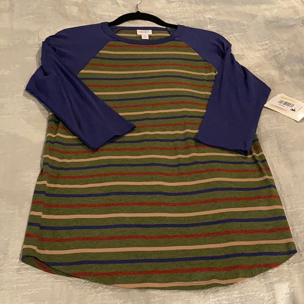LulaRoe Randy shirt size S